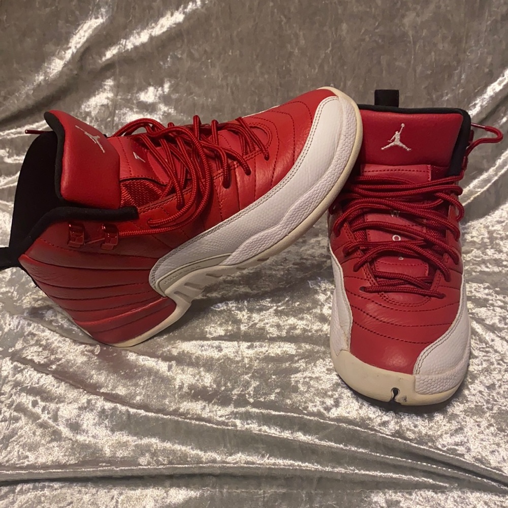 Jordan 12s